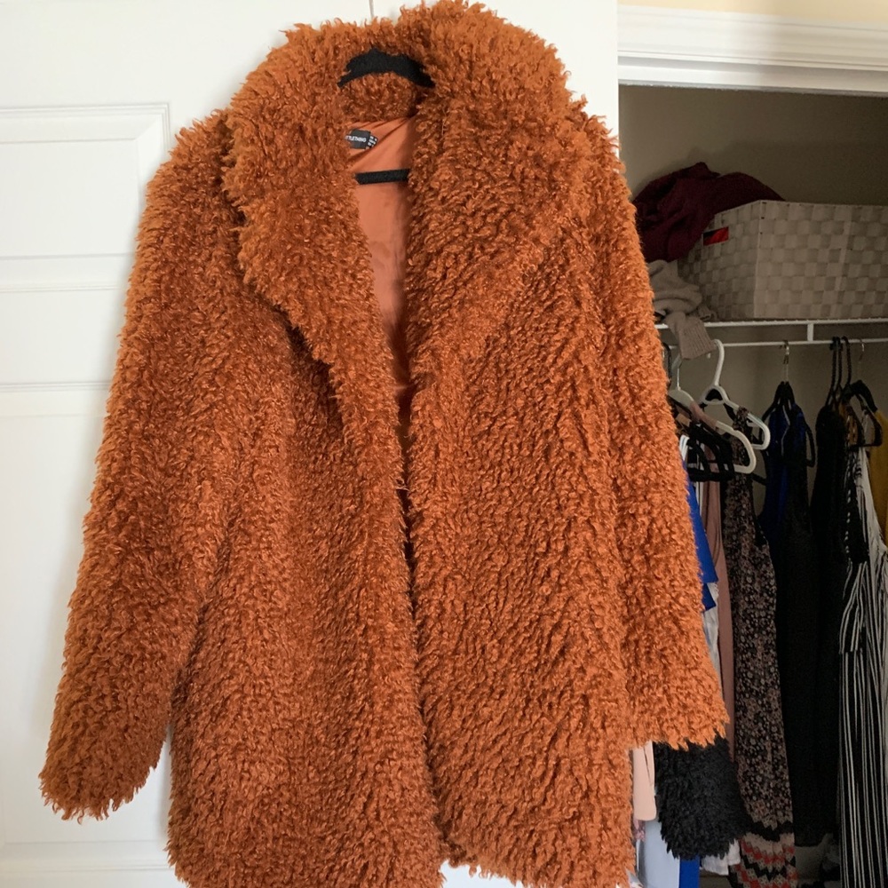 Pretty little think faux fur coat